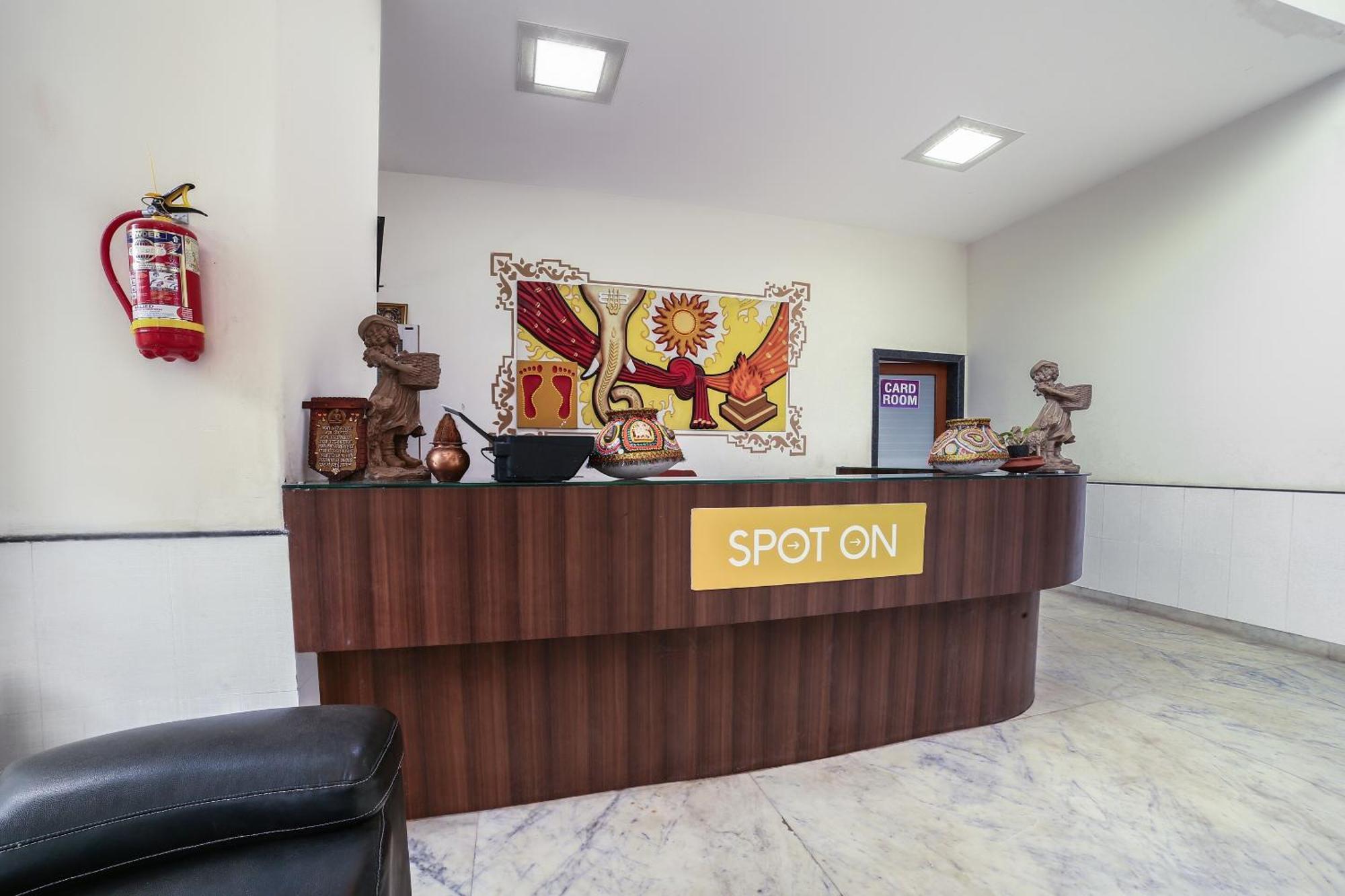 Gorhe Hotel O Megha Villa מראה חיצוני תמונה